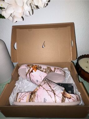 Nike Calm RealTree Slides 🌸 Pink Camo | Women’s Sz 6 | NWT